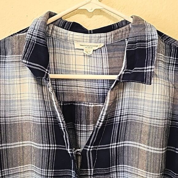 beach lunch lounge wrap front draped crossover flannel plaid Top. Size Large - Picture 2 of 9